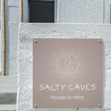 Salty Caves Milos Apartman *
