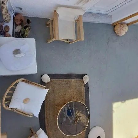 Salty Caves Milos Appartement Trypiti